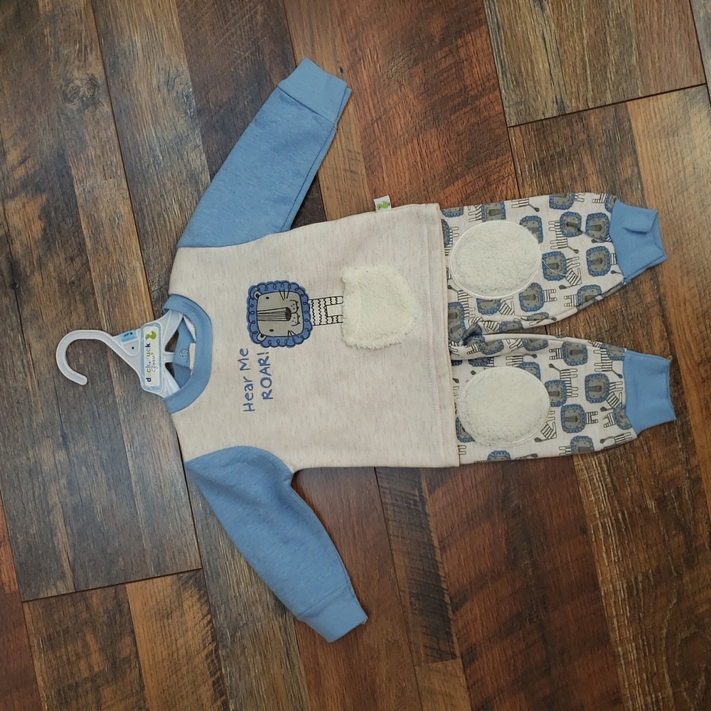 NWT Duck Duck Goose Blue & Tan Lion Print Matching Set Sweatshirt & Pants, 3-6M